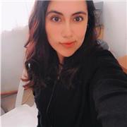 Maestra apasionada por las ciencias para enseñanza de jóvenes y adultos